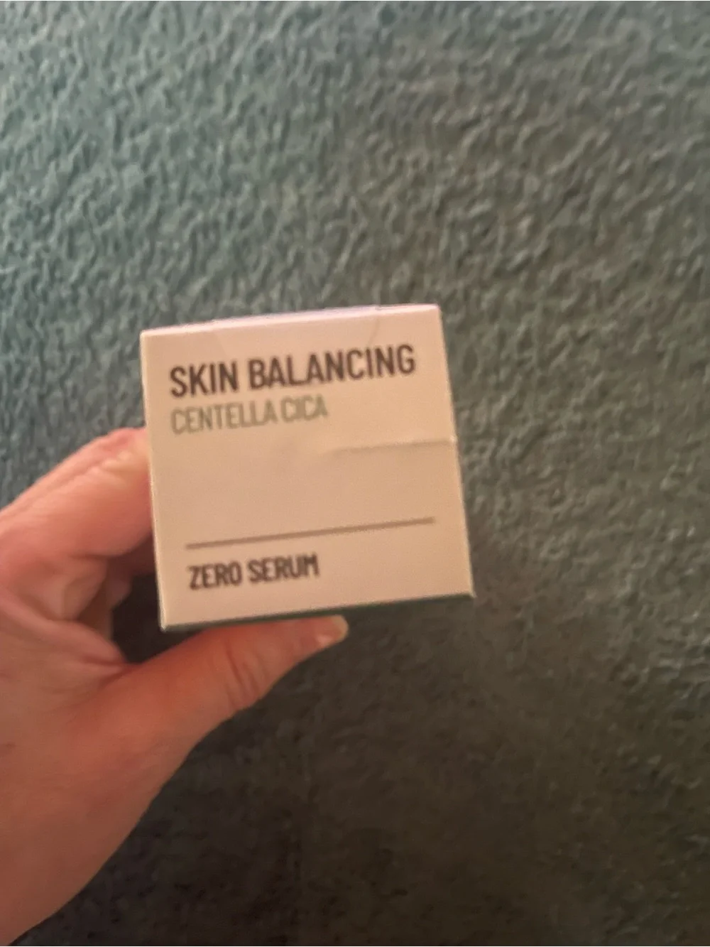 Skin Balancing Centella Cica Zero Serum — Green